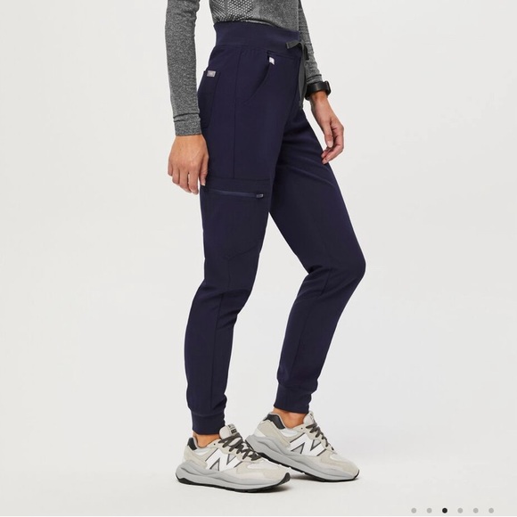 Figs // High Waisted Zamora Jogger Scrub Pant XS P - Picture 2 of 7